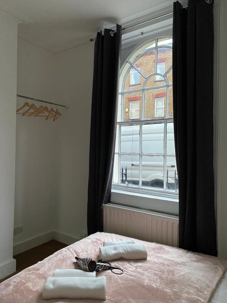 Comfy Private Rooms In Camden Town, Central Londyn Zewnętrze zdjęcie